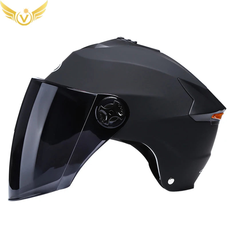 Casco de motocicleta con luces Led