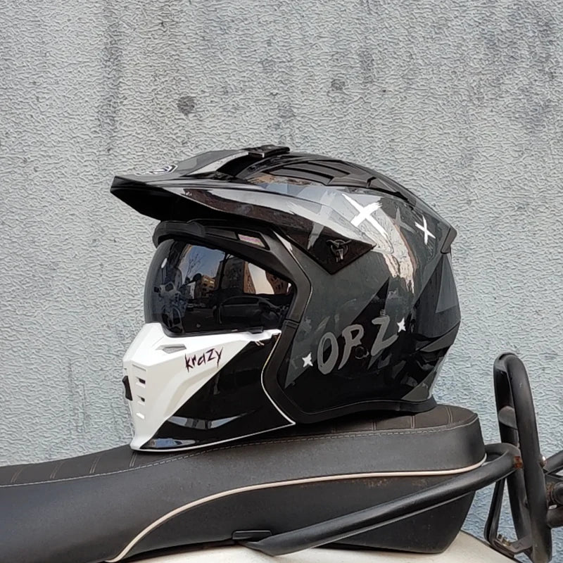 Casco de motocicleta ORZ