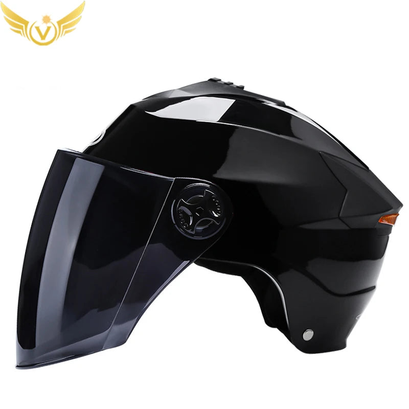 Casco de motocicleta con luces Led